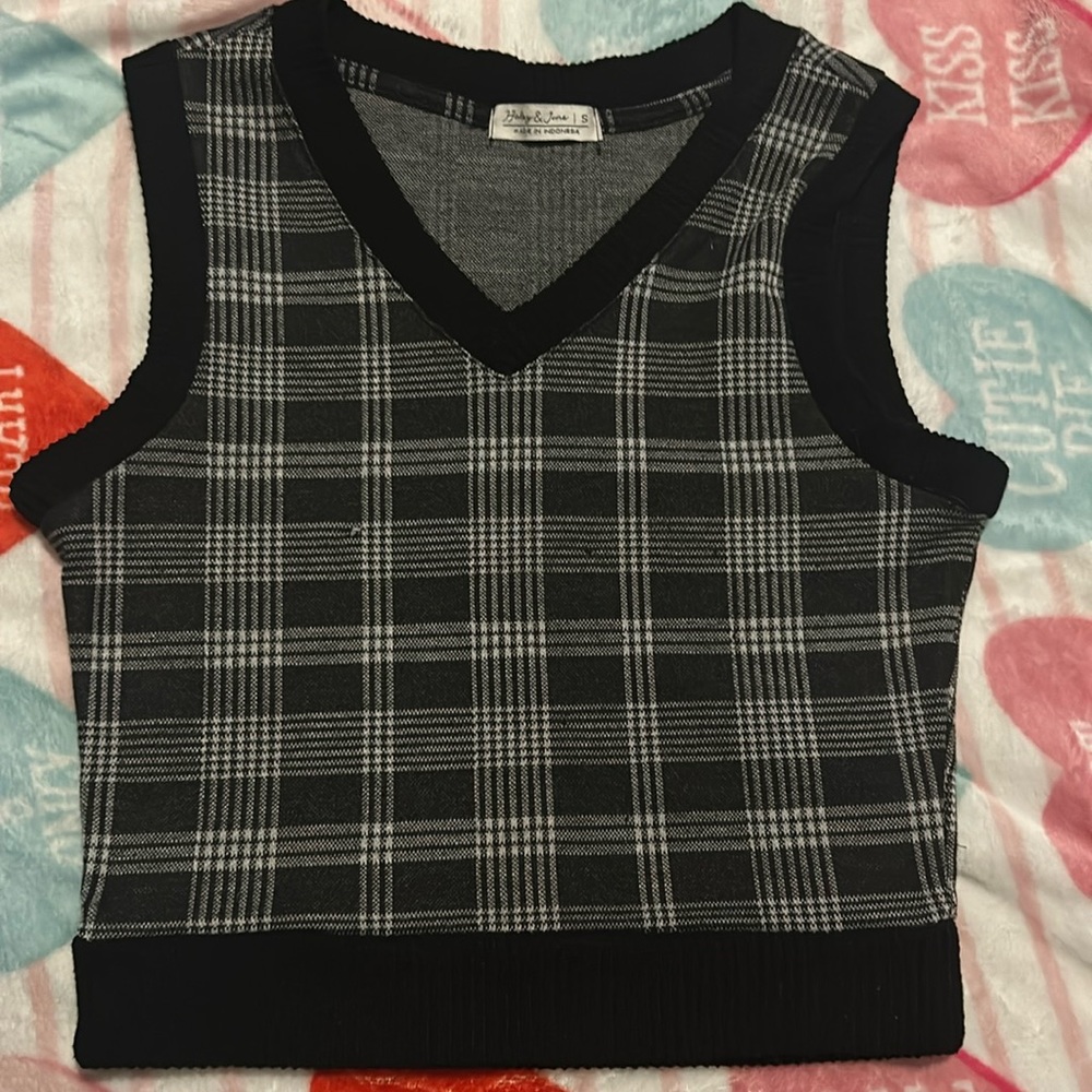 Size small